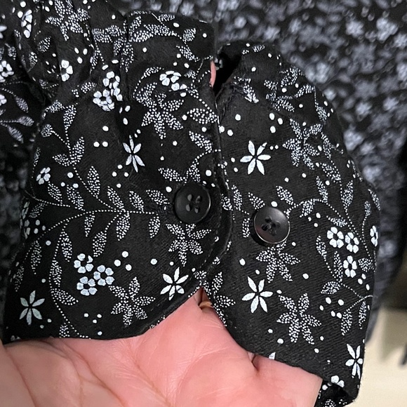 PRADA [Milano] Men's Black Floral Button Front Shirt Size XL/16 1/2 - Picture 6 of 10